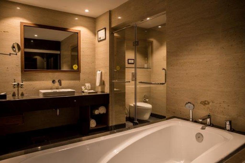 Lemon Tree Hotel Siliguri Dış mekan fotoğraf
